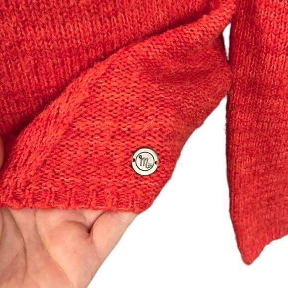MANGUUN Oversized Orange Knit Sweater Size Medium - Picture 5 of 11